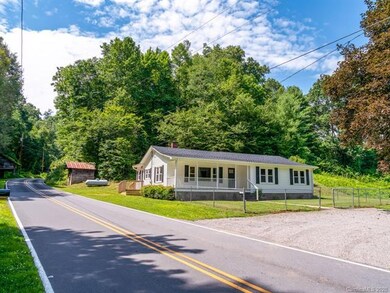 284 Possum Trot Rd, Burnsville, NC 28714 - photo 5