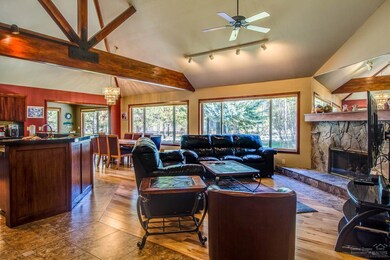 17742 Red Wing Ln, Sunriver, OR 97707 - photo 3