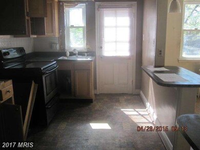 43 S Kossuth St, Baltimore, MD 21229 - photo 4