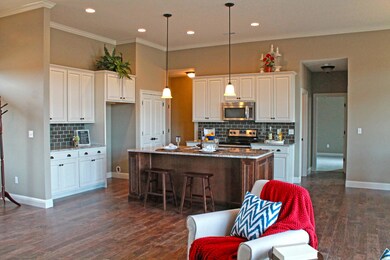 2001 Muirfield Dr. Columbia, MO 65203
