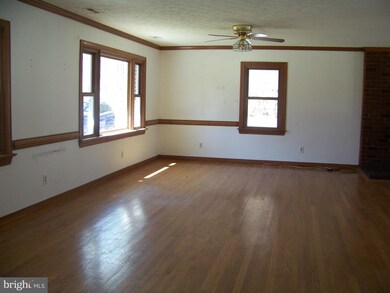 7209 Jericho Rd, Ruther Glen, VA 22546 - photo 4