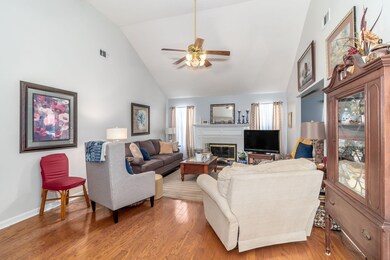 6-web-or-mls-4325 RIVERIA WAY. (c)--2