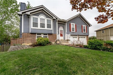 626 W Sierra Ct, Raymore, MO 64083 - photo 2