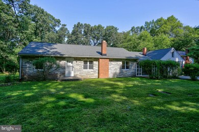 13914 Crest Hill Ln, Silver Spring, MD 20905 - photo 3