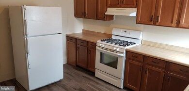 724 State St unit B, Camden, NJ 08102 - photo 3