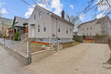 45 Mulberry St, Pawtucket, RI 02860 - photo 4
