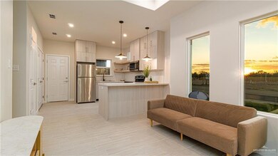 11503 N 24th Ln, McAllen, TX 78504 - photo 6