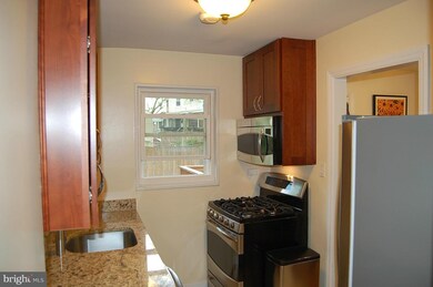 6847 Radcliffe Dr, Alexandria, VA 22307 - photo 3