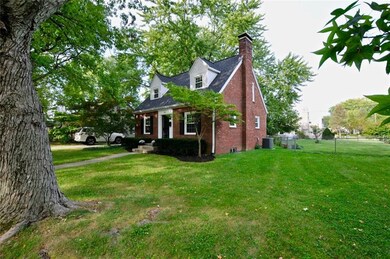 306 Duffey St, Plainfield, IN 46168 - photo 4