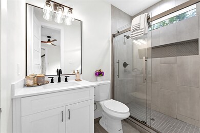 710 Link Rd unit B, Houston, TX 77009 - photo 7