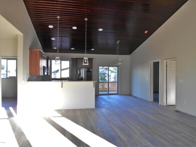 621 Reynolds Ln, Show Low, AZ 85901 - photo 2