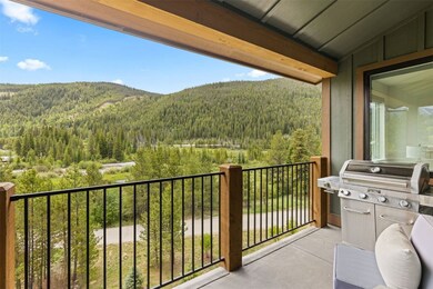 Balcony with views of the ski area and Snake River