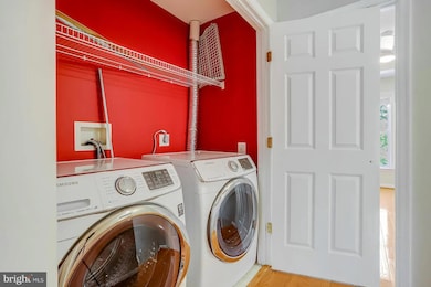 2445 Arctic Fox Way, Reston, VA 20191 - photo 5