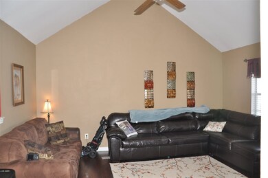 6931 Lagrange Hill Rd, Cordova, TN 38018 - photo 4