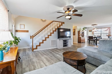 207 Clover Pointe Dr, Somerset, KY 42503 - photo 4