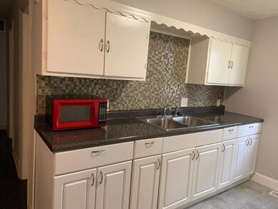 303 Derrer Rd unit 305, Columbus, OH 43204 - photo 3