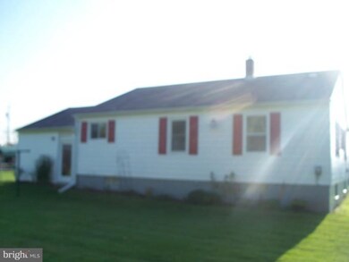 460 3rd St, Taneytown, MD 21787 - photo 6