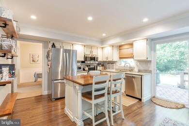 8761 Trumbauer Ct, Glenside, PA 19038 - photo 7