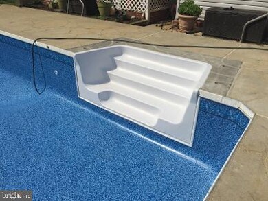 12713 Haskell Ln, Bowie, MD 20716 - photo 3