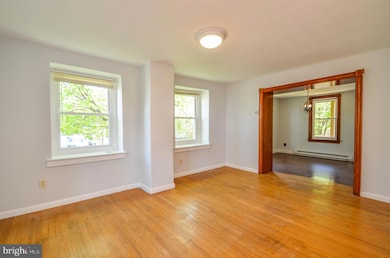 24 Factory St, Slatington, PA 18080 - photo 5