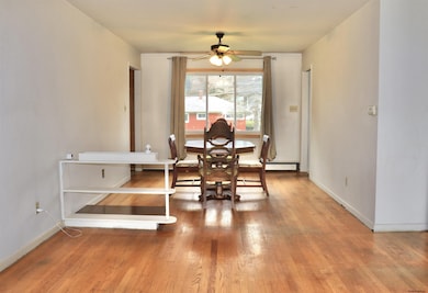 136 Fleetwood Ave, Albany, NY 12209 - photo 7