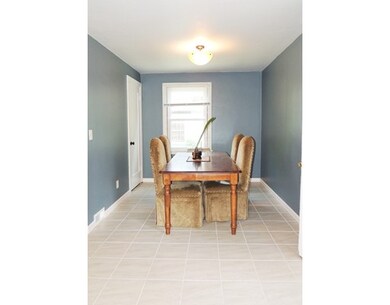 25 N Chatham St, Springfield, MA 01109 - photo 5