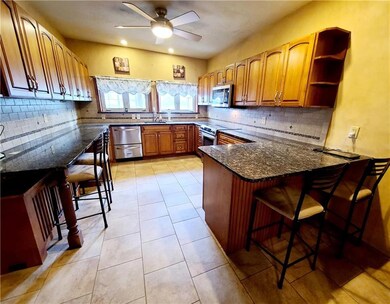 158 E Union St, Whitehall, PA 18052 - photo 7