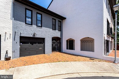 2045 N Abingdon St, Arlington, VA 22207 - photo 2