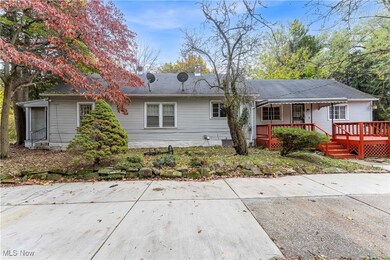 2150 Glenridge Rd, Euclid, OH 44117 - photo 4