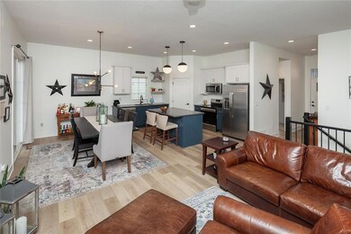 320 S 91st St, West Des Moines, IA 50266 - photo 5