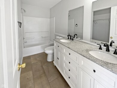 1654 Carriage Cir, Shelbyville, IN 46176 - photo 7