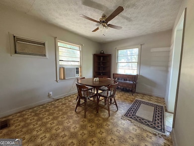 203 Hillside Cir, Griffin, GA 30223 - photo 7