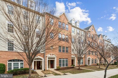 2541 Eastbourne Dr unit 256, Woodbridge, VA 22191 - photo 4