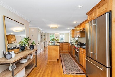 8 Pine St, Newburyport, MA 01950 - photo 4