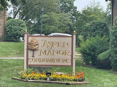 A Powderhorn Ct unit 2, Woodbridge Proper, NJ 07095 - photo 2