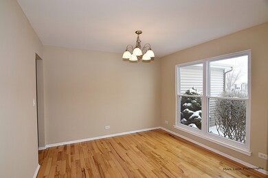 108 Pine Hill Dr, North Aurora, IL 60542 - photo 6