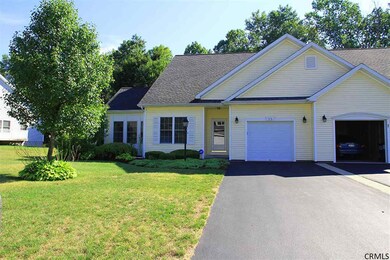 55 Oakmont St, Schenectady, NY 12309 - photo 2