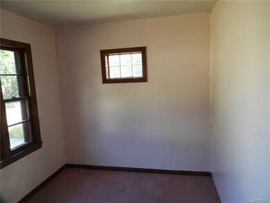 827 16th St, Niagara Falls, NY 14301 - photo 6