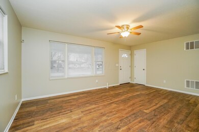 949 S Hampton Rd, Columbus, OH 43227 - photo 6