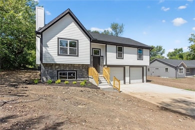 15600 Kay N A, Belton, MO 64012 - photo 4