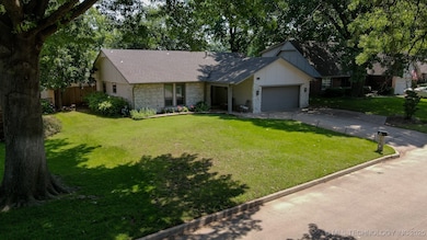 204 W Albuquerque St, Broken Arrow, OK 74011 - photo 2
