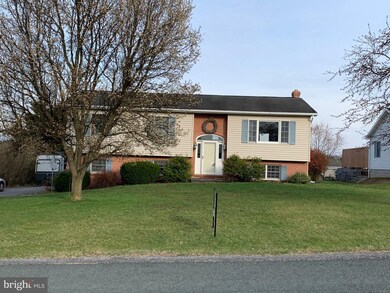9226 Branch St, Greencastle, PA 17225 - photo 2