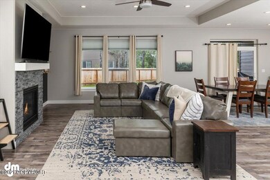 05-Living Room_DMD_4194