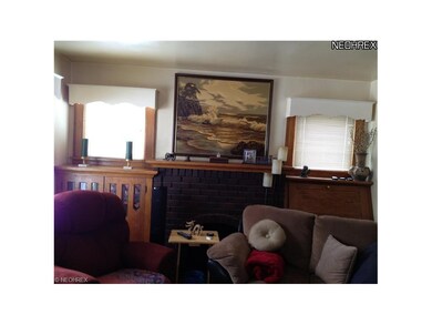 Close-up of fireplace and built-ins in Living Room