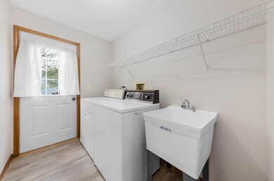 1751 Mundelein Rd, Naperville, IL 60565 - photo 6