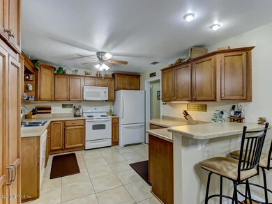 5765 Cherry Laurel Dr, Jacksonville, FL 32210 - photo 7