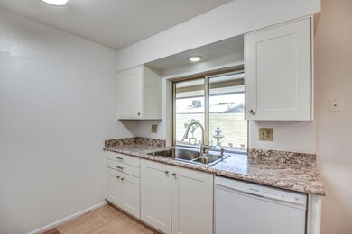 11124 W Emerald Dr, Sun City, AZ 85351 - photo 7