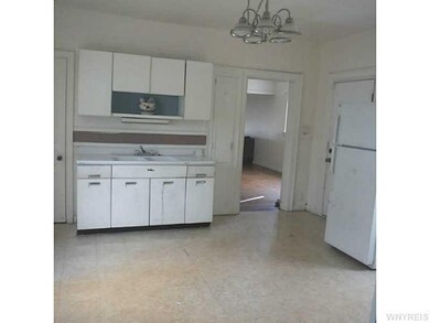 Kitchen. Downstairs