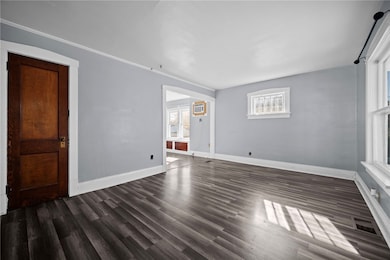 401 Mcclure Ave, Sharon, PA 16146 - photo 5