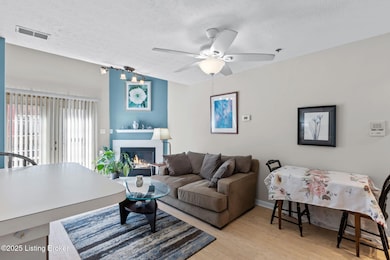 1174 Neon Way unit 10, Louisville, KY 40204 - photo 3